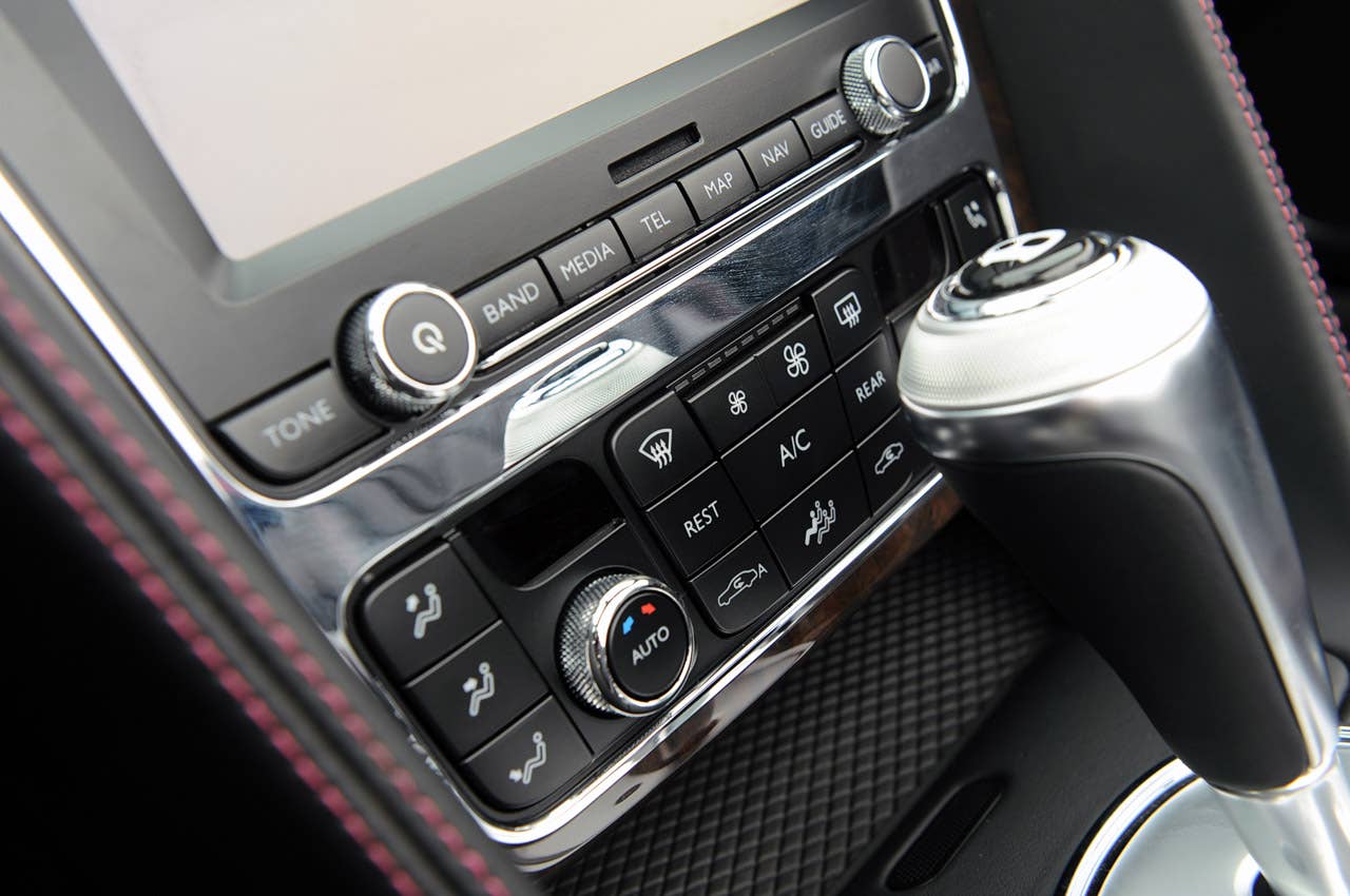 2012 Bentley Continental GTC climate controls