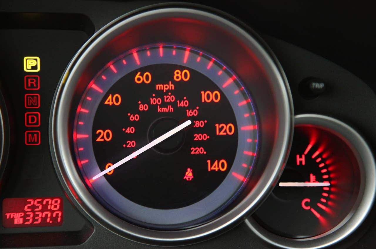 2012 Mazda CX-9 speedometer