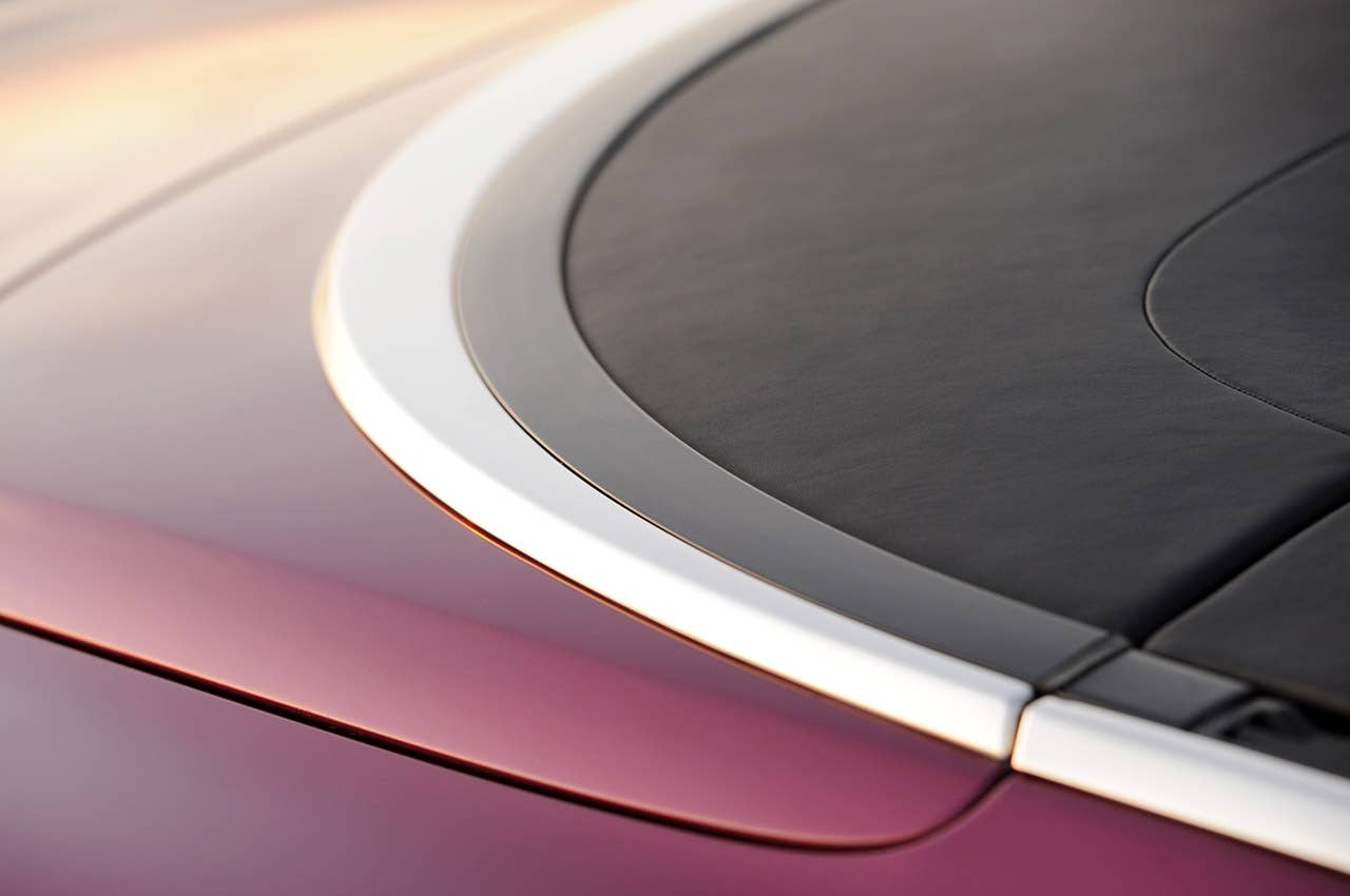 2012 Bentley Continental GTC rear trim