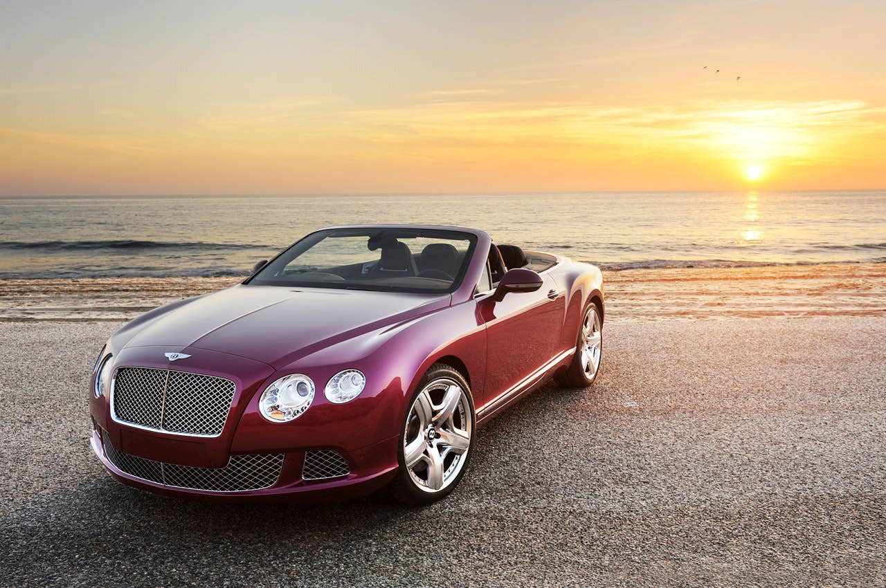 2012 Bentley Continental GTC front 3/4 view