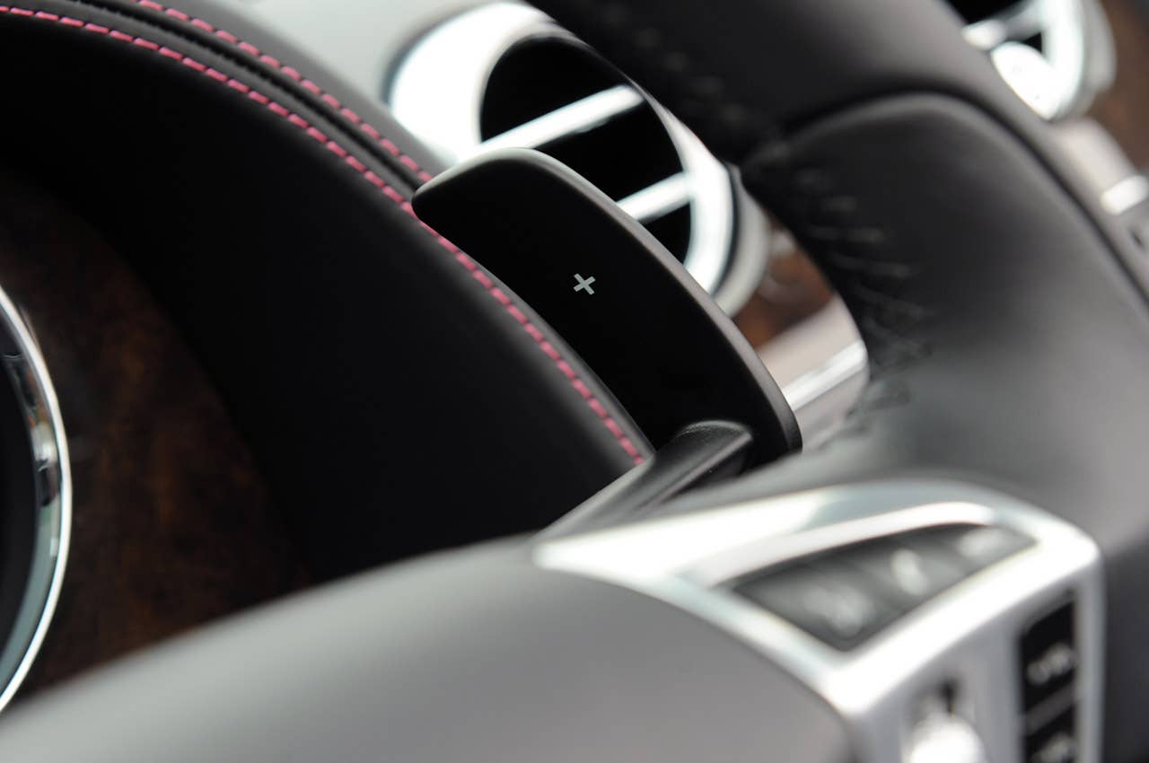 2012 Bentley Continental GTC paddle shifter