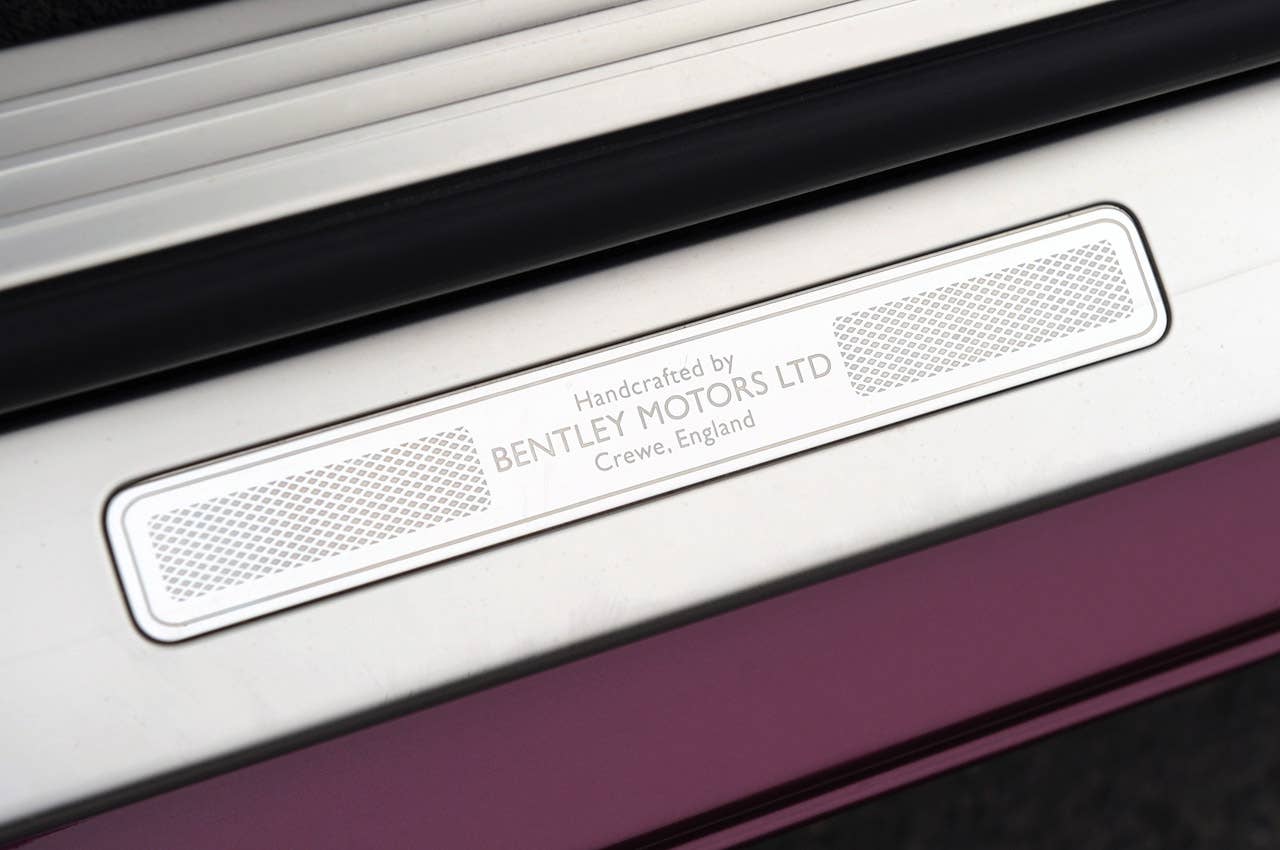 2012 Bentley Continental GTC sill plate