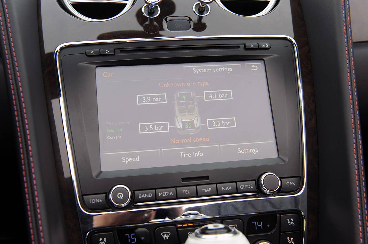 2012 Bentley Continental GTC tire information display