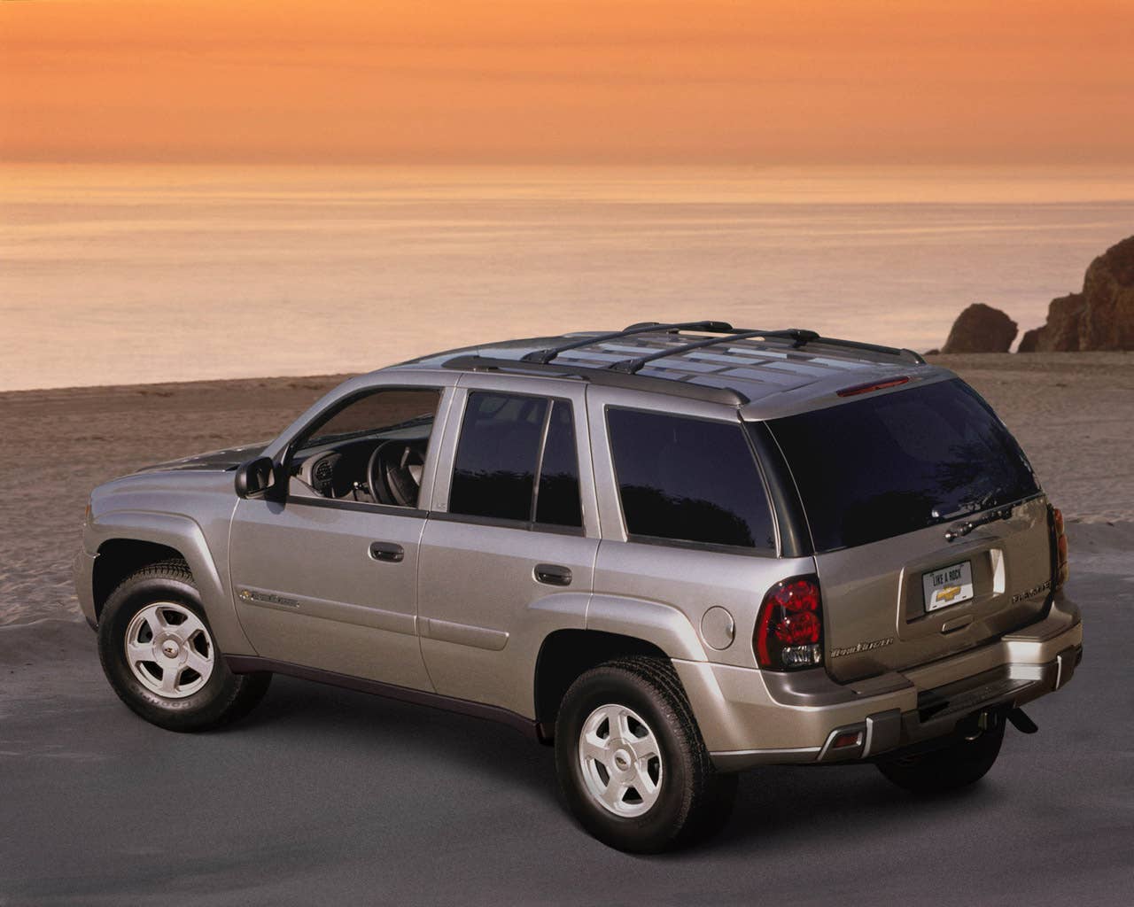 2004 Chevy Trailblazer. X04CT_TB002