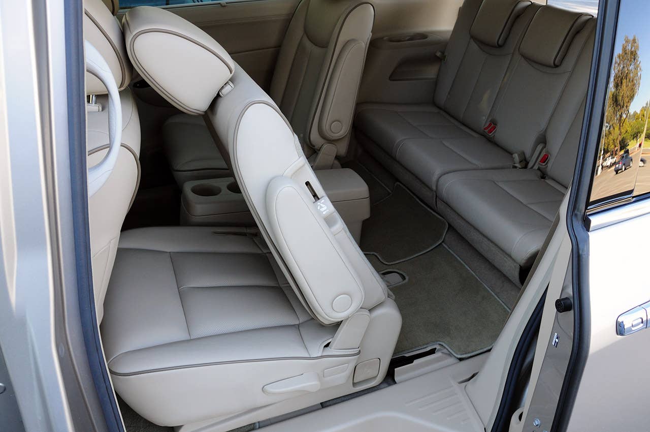 2011 Nissan Quest third row