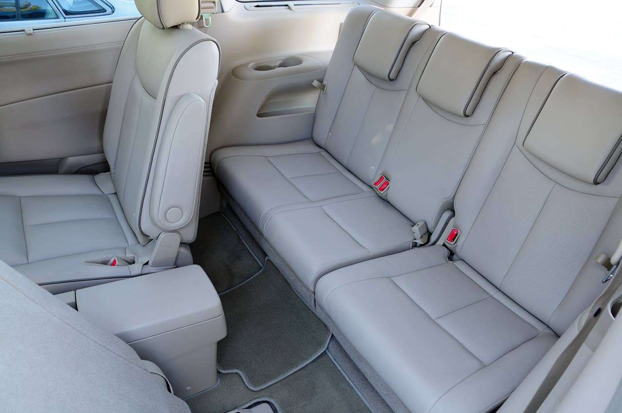 2011 Nissan Quest third row