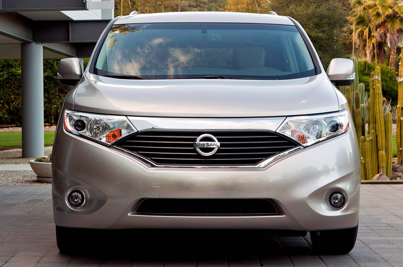2011 Nissan Quest front view