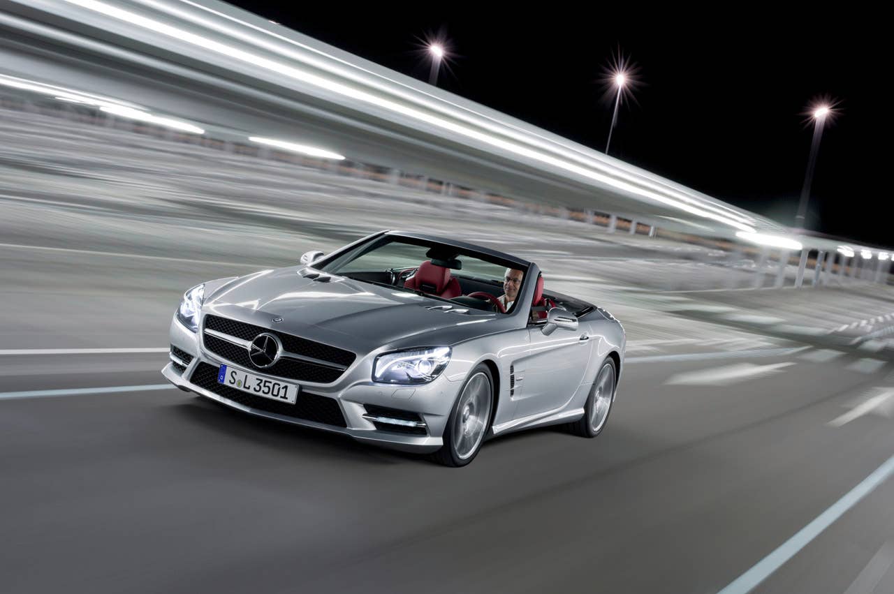 SL 350 Edition 1 , Kristallsilber, Leder Designo rot (R 231) 2011