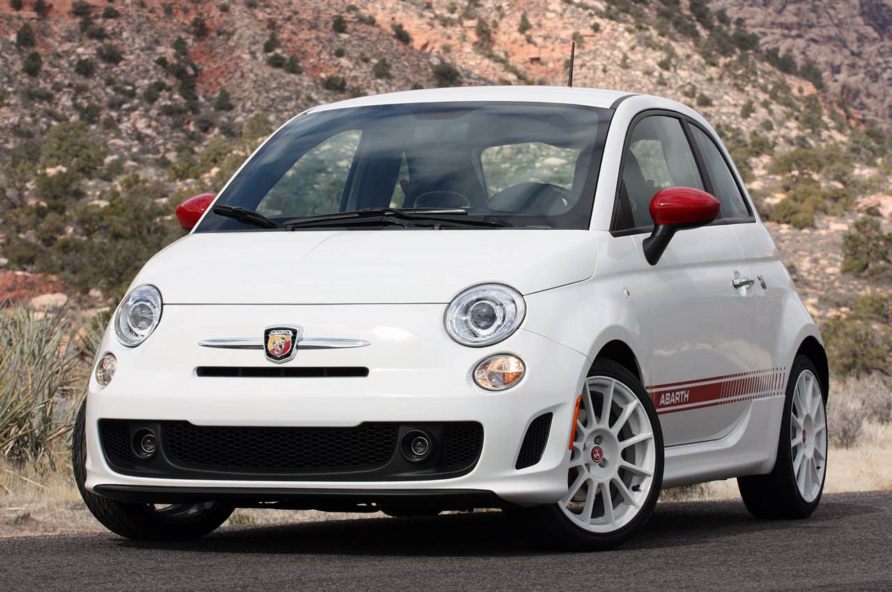 2012 Fiat 500 Abarth front 3/4 view