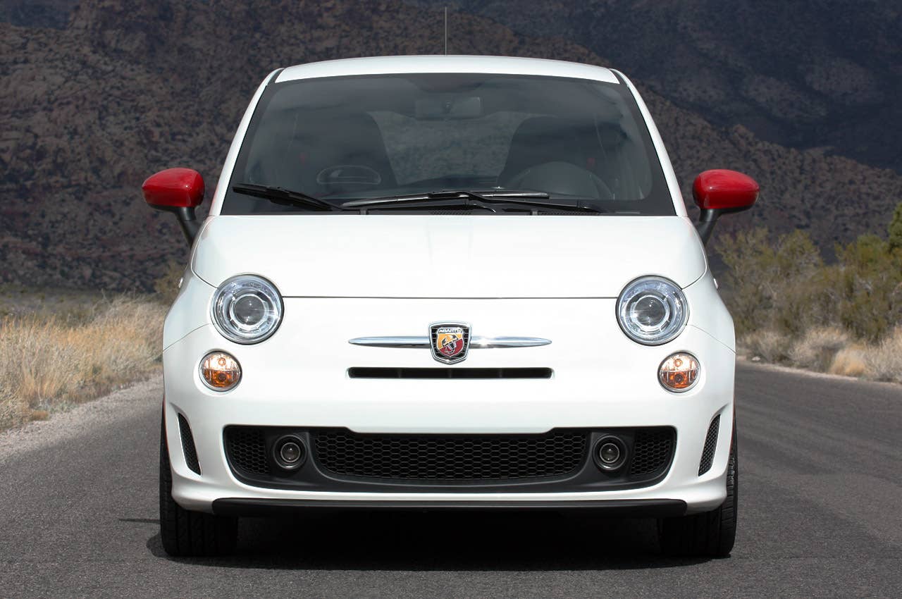 2012 Fiat 500 Abarth front view