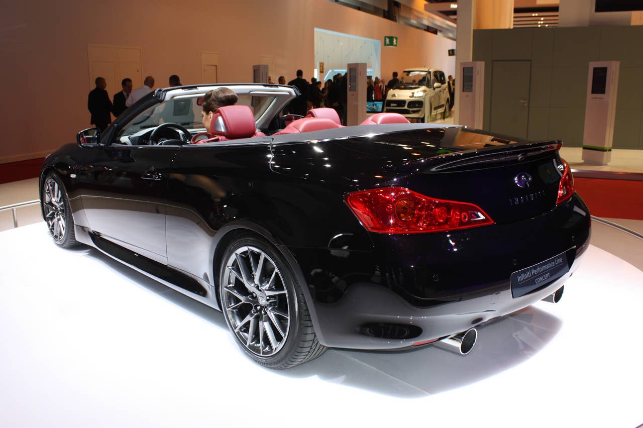 Paris 2010: 2011 Infiniti IPL G Convertible rear three-quarter
