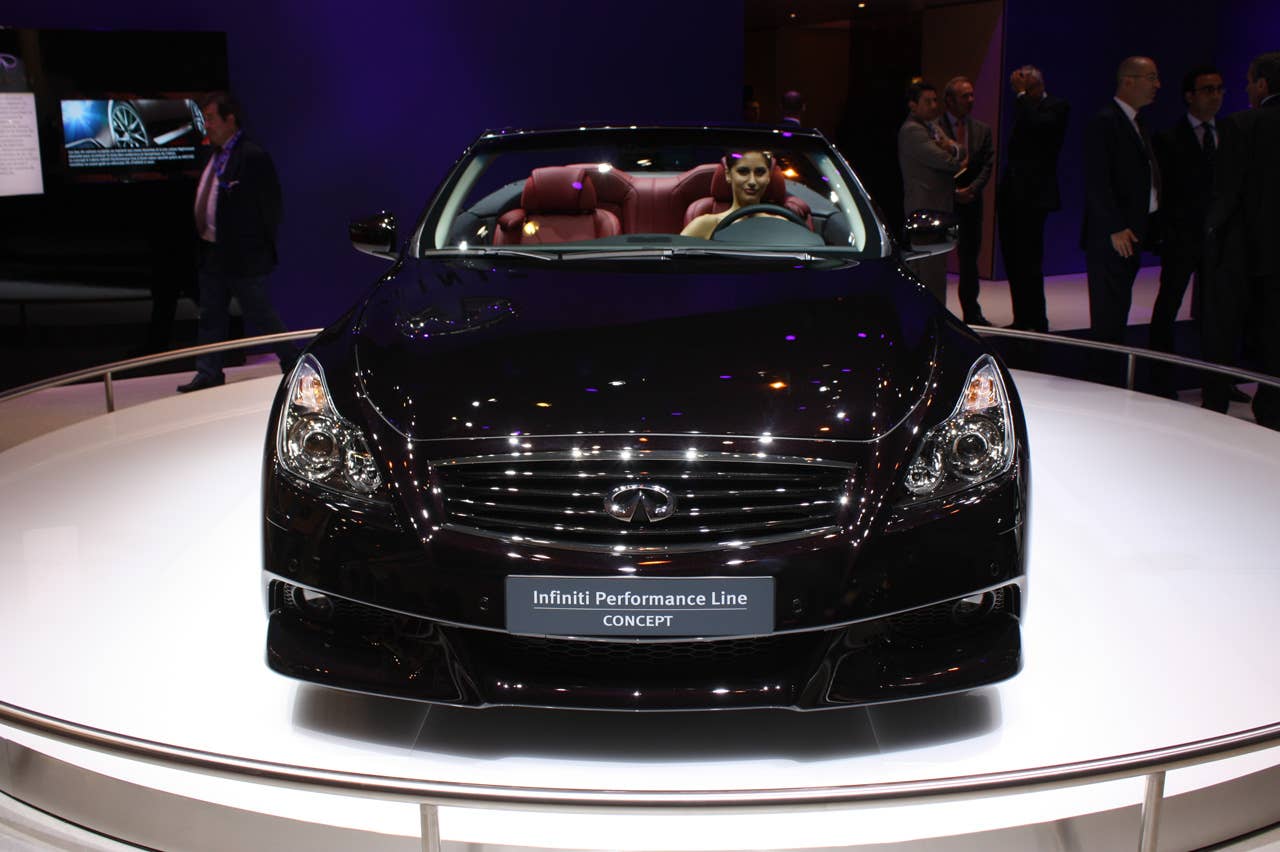 Paris 2010: 2011 Infiniti IPL G Convertible front