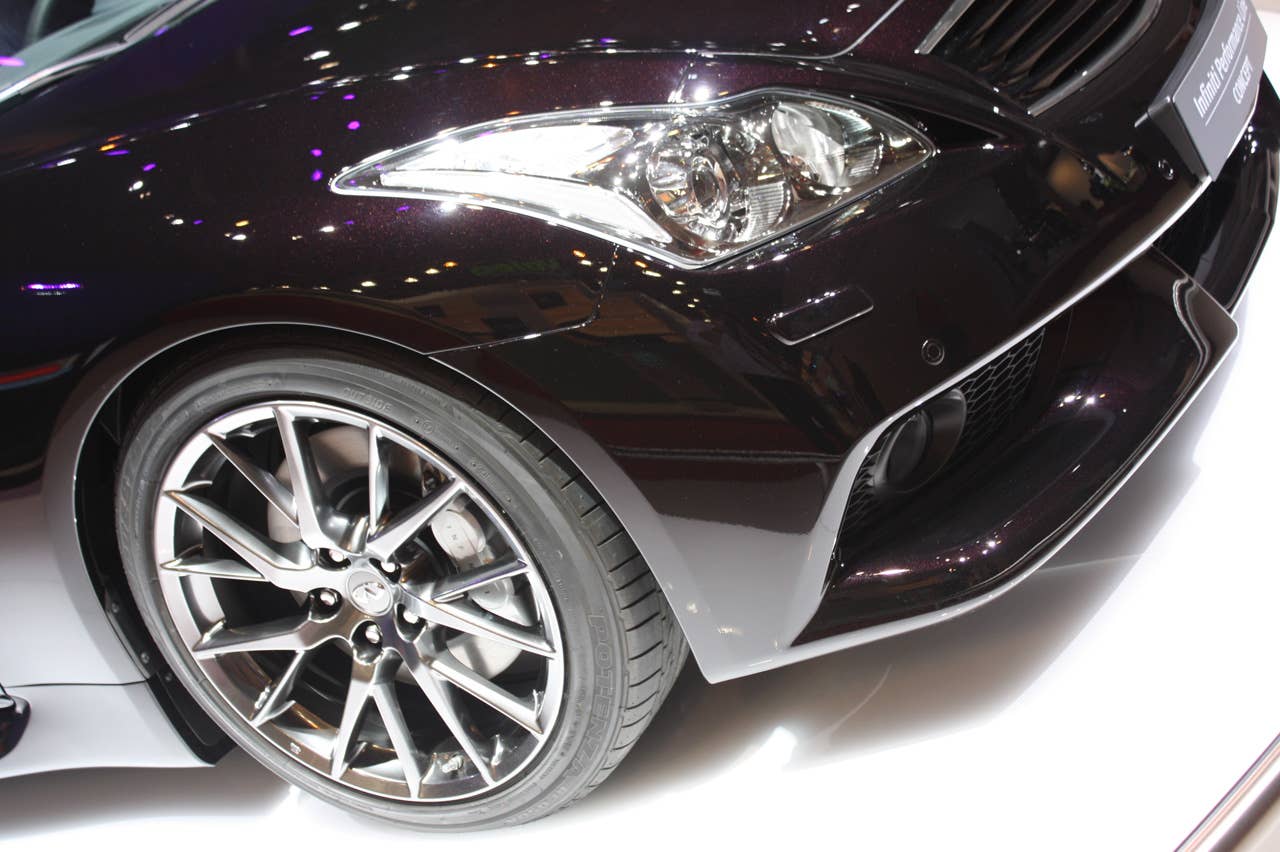 Paris 2010: 2011 Infiniti IPL G Convertible front quarter