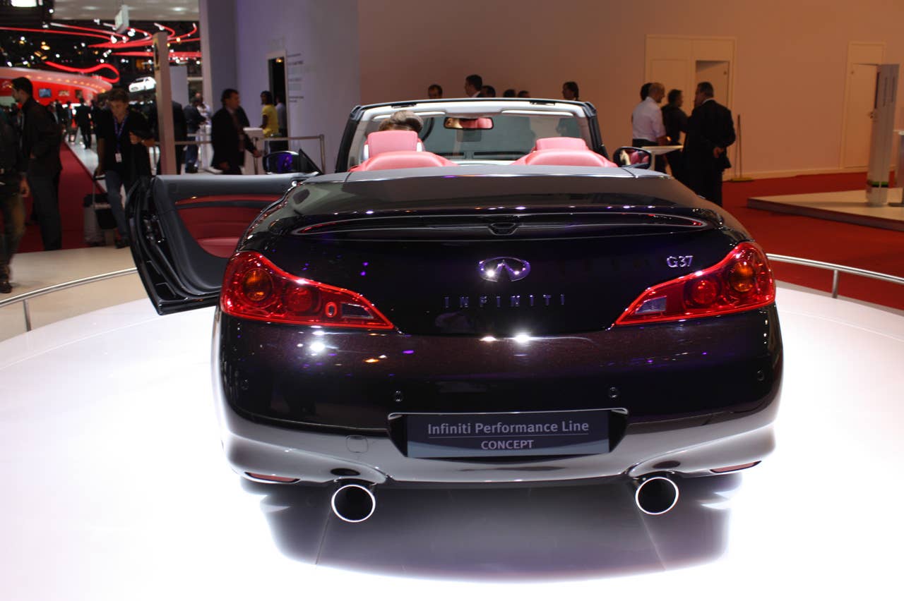 Paris 2010: 2011 Infiniti IPL G Convertible rear