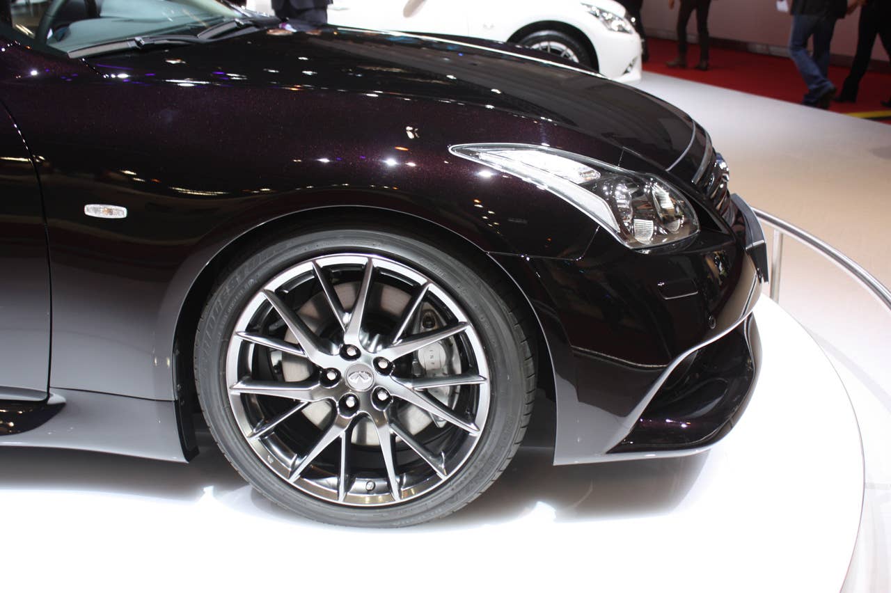 Paris 2010: 2011 Infiniti IPL G Convertible front quarter