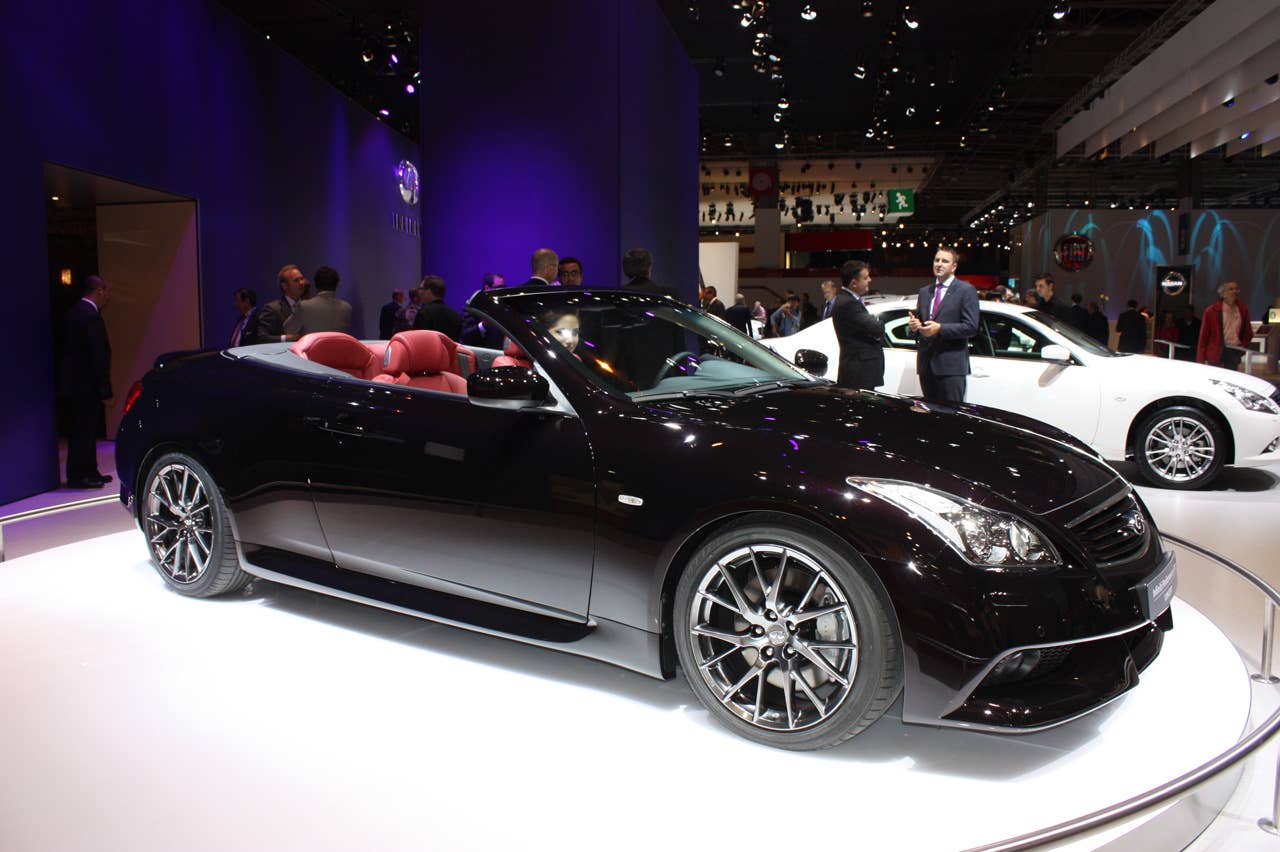 Paris 2010: 2011 Infiniti IPL G Convertible