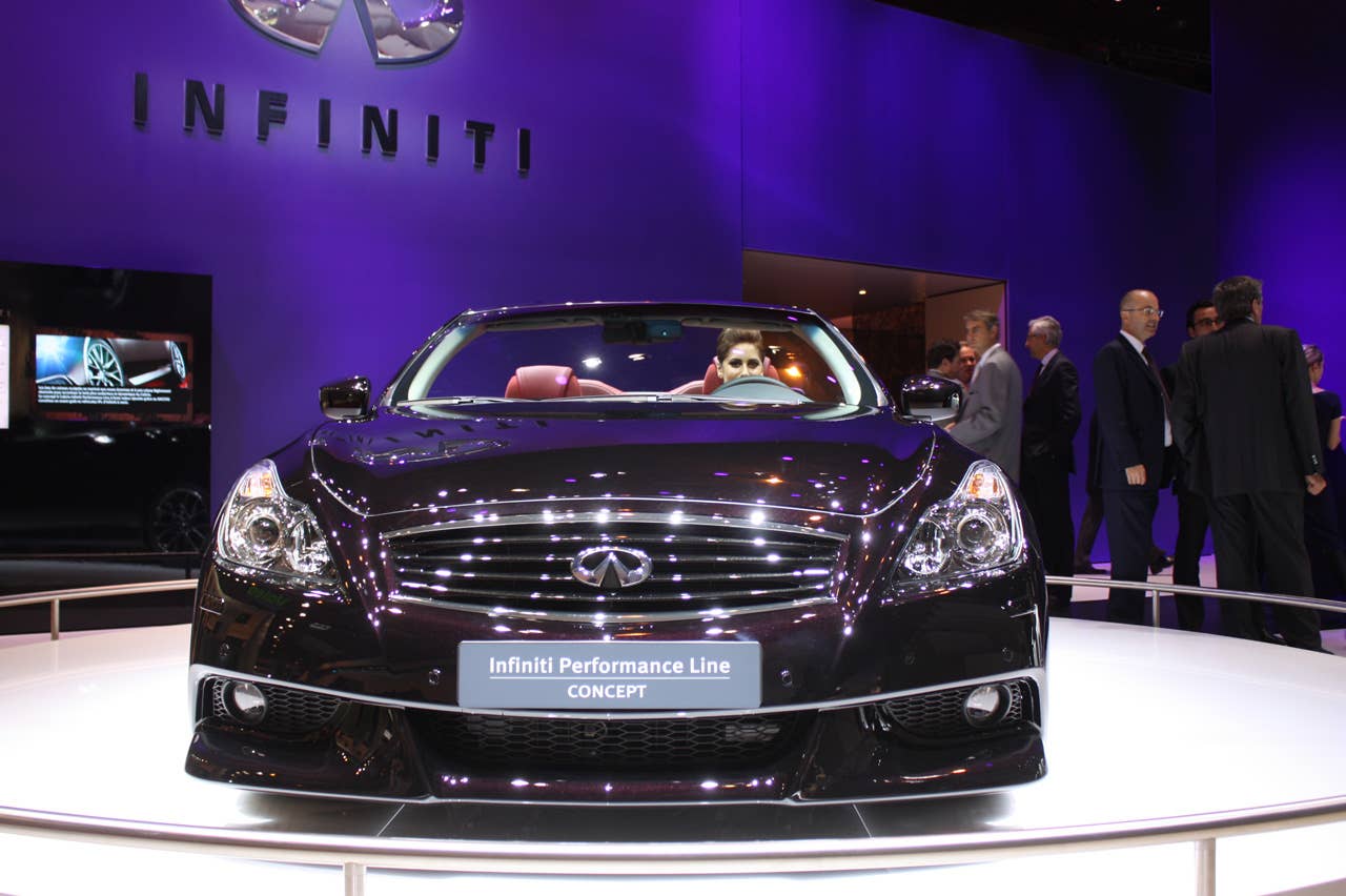 Paris 2010: 2011 Infiniti IPL G Convertible front