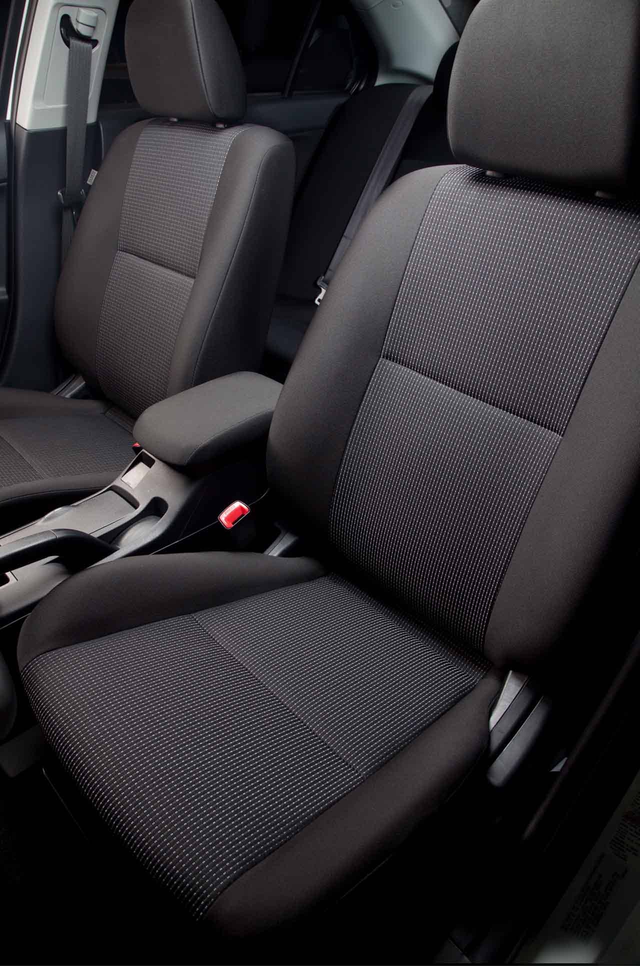 2010 Mitsubishi Lancer ES.