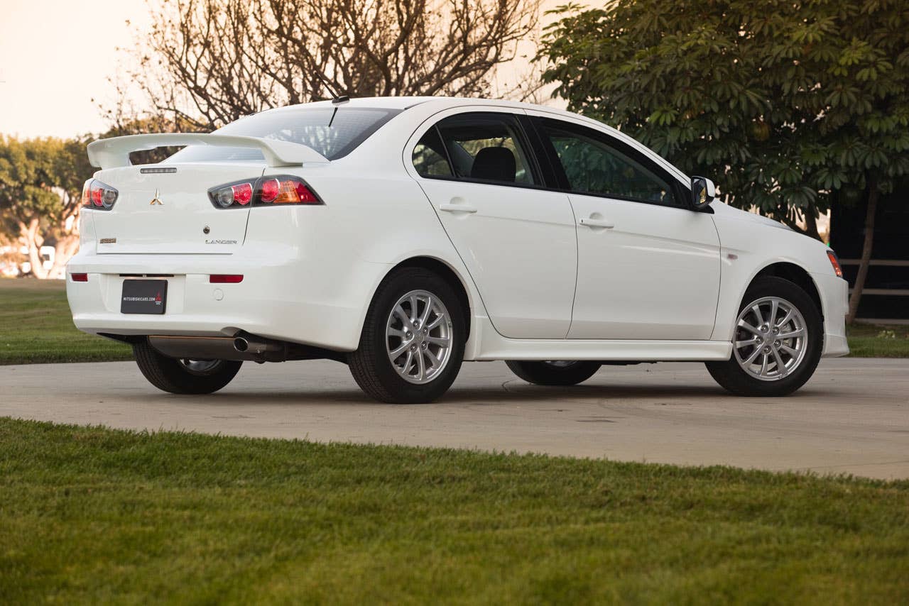2010 Mitsubishi Lancer ES.