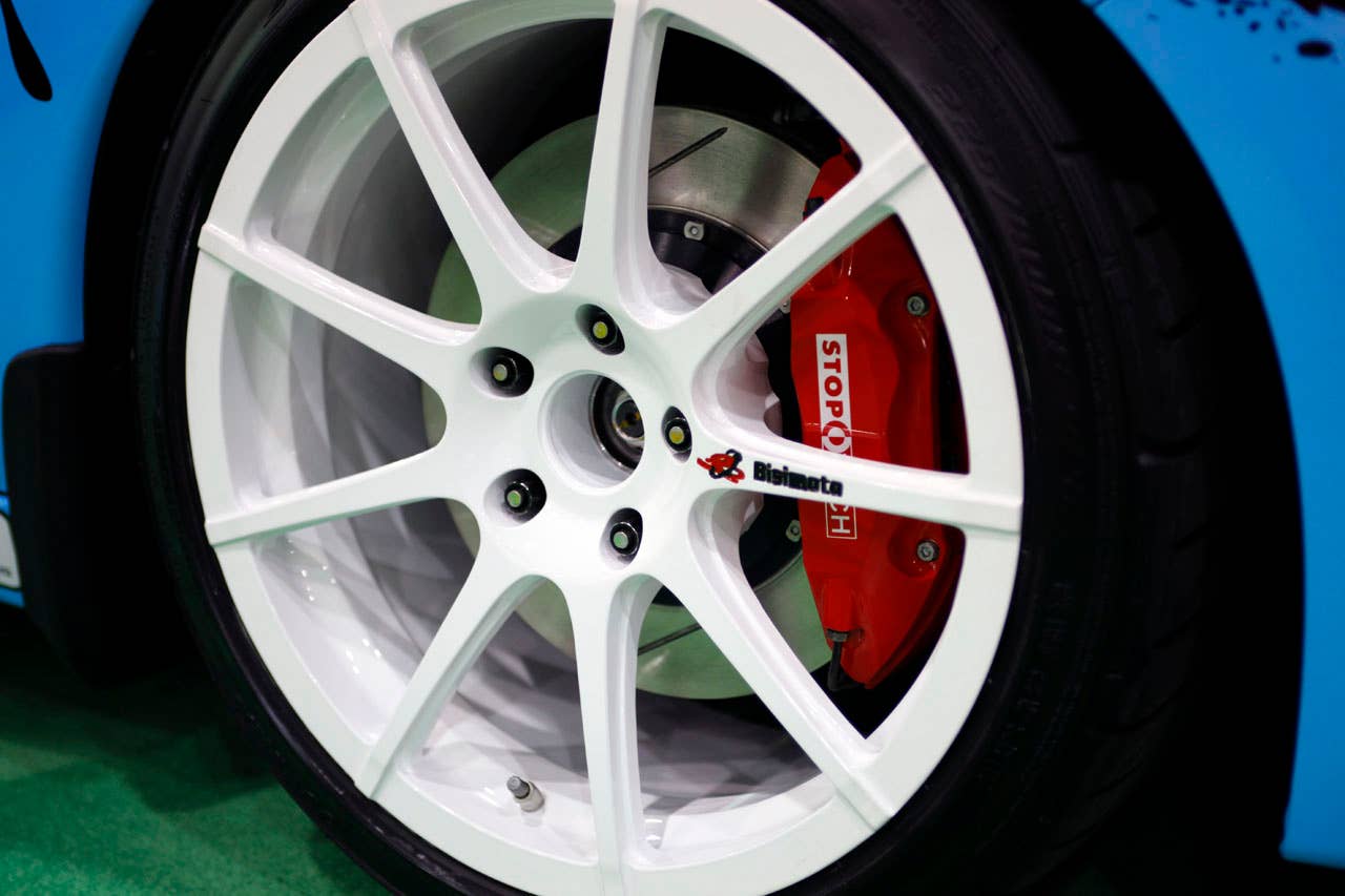 Bisimoto Honda CR-Z wheel