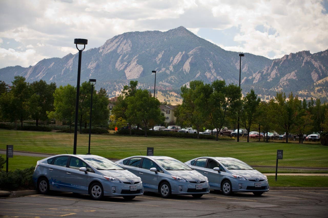 smart grid prius plug-in
