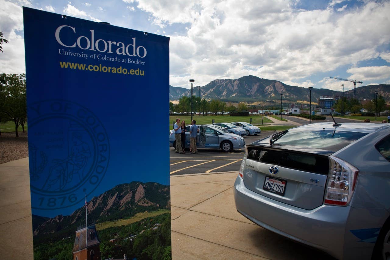 smart grid prius plug-in