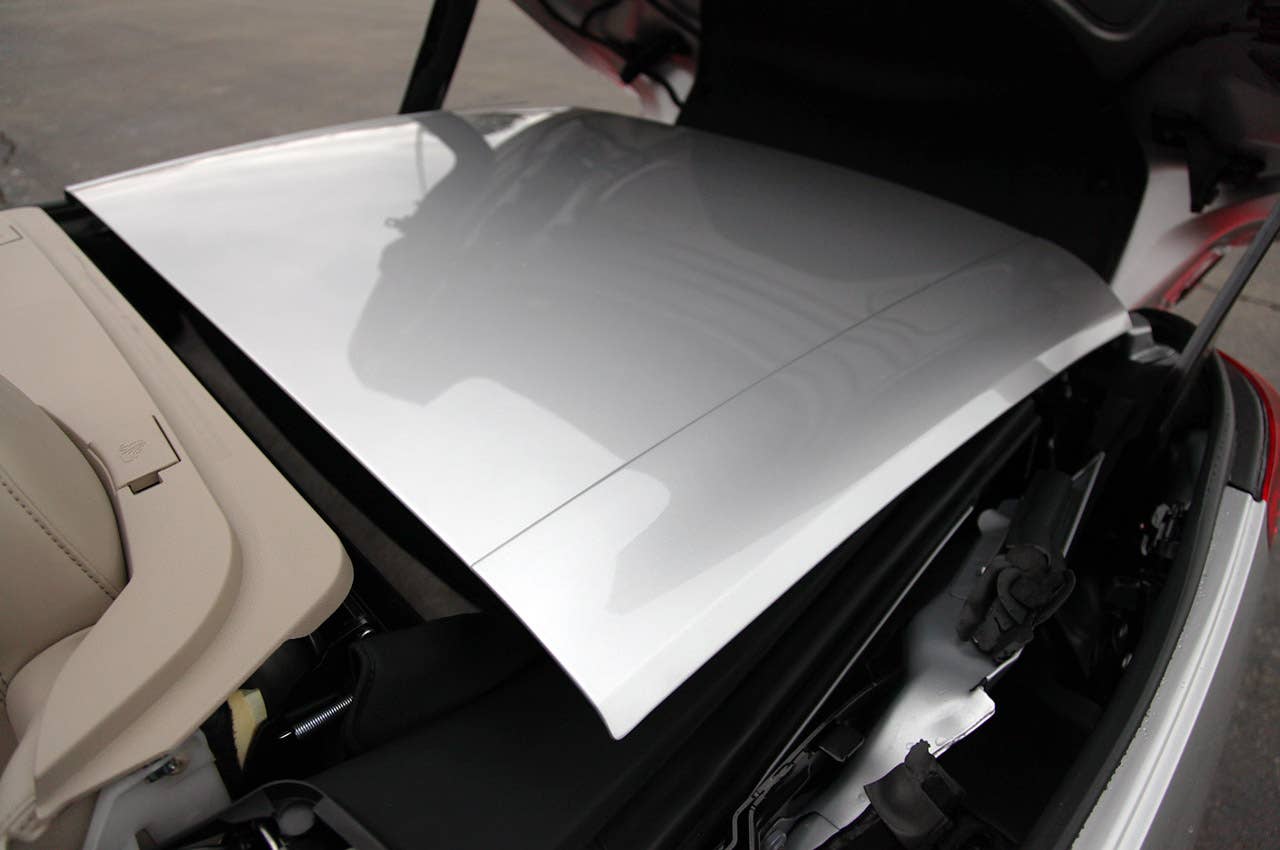 2011 Chrysler 200 Convertible roof