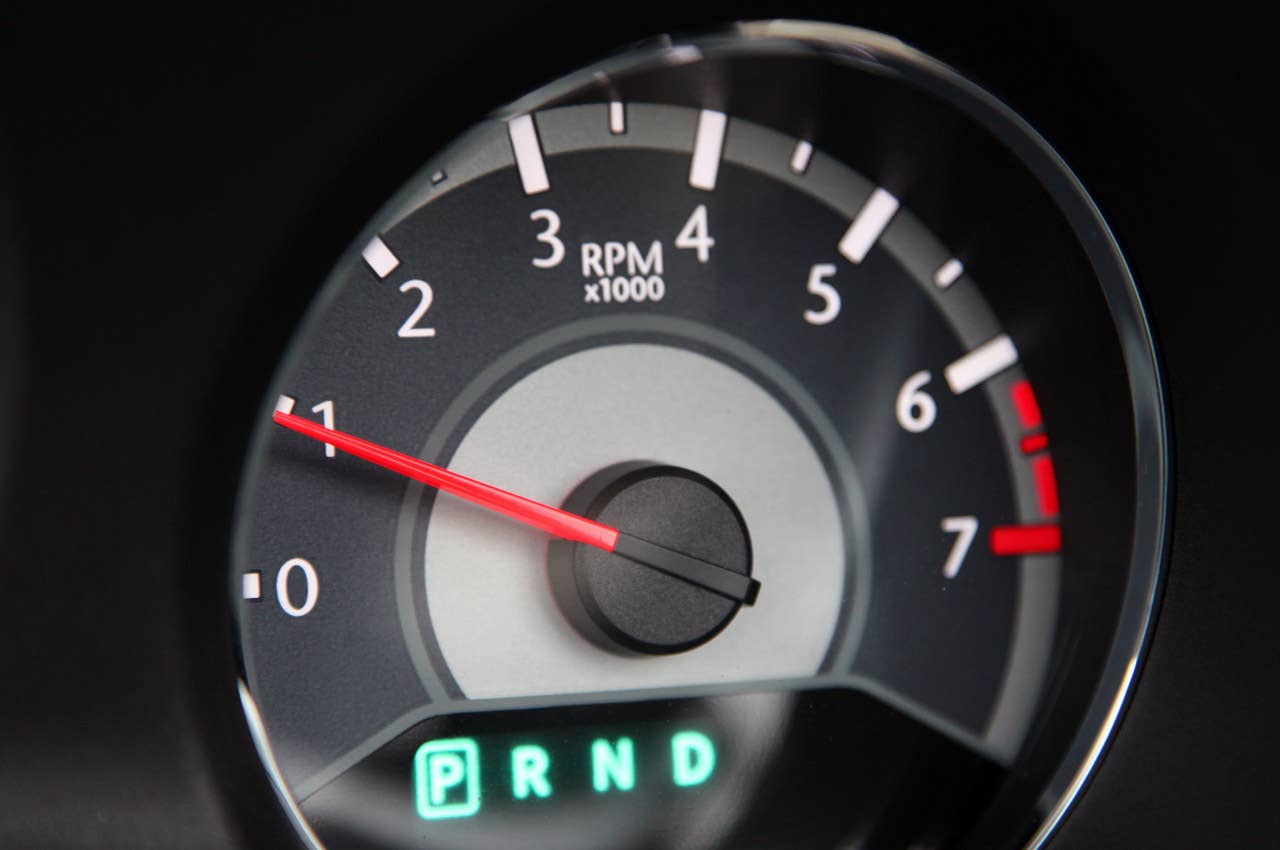 2011 Chrysler 200 Convertible tachometer