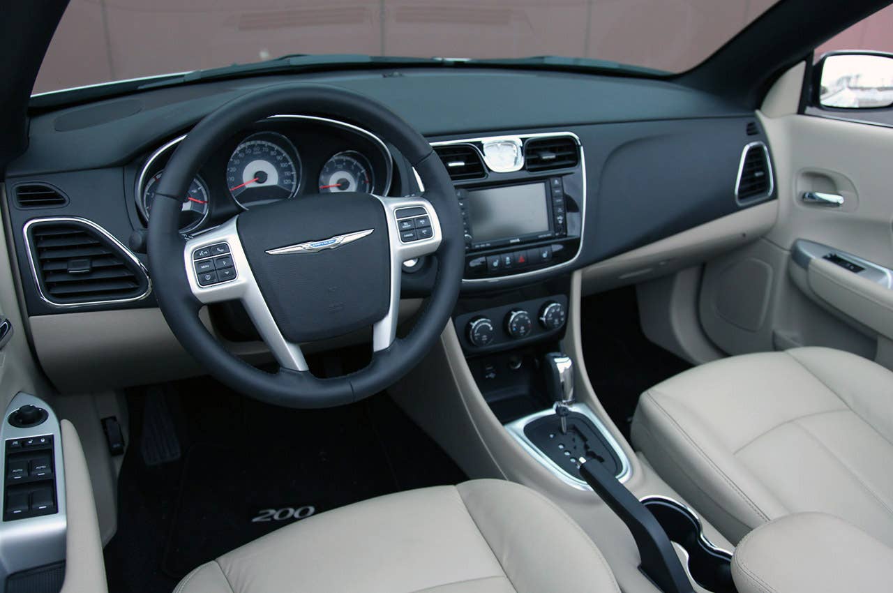 2011 Chrysler 200 Convertible interior