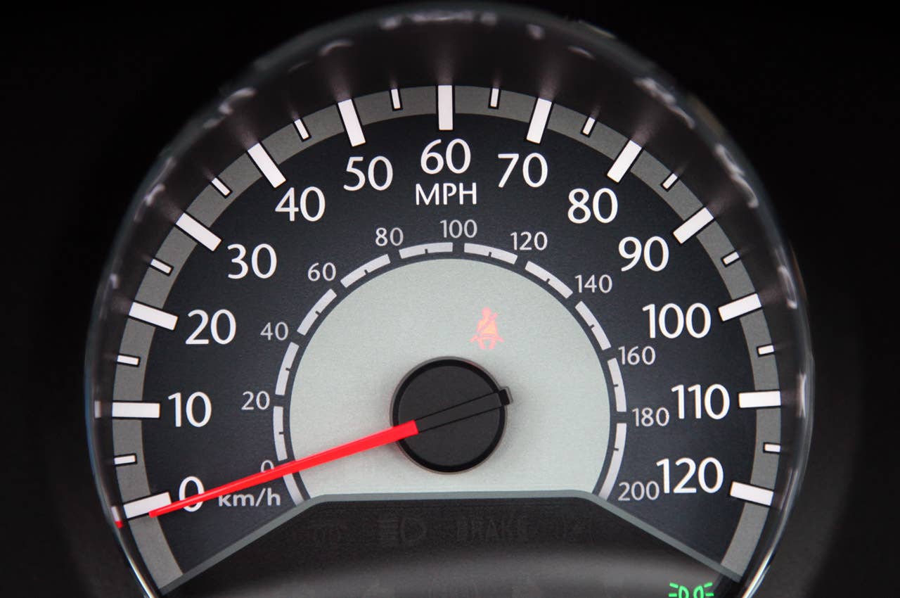 2011 Chrysler 200 Convertible speedometer