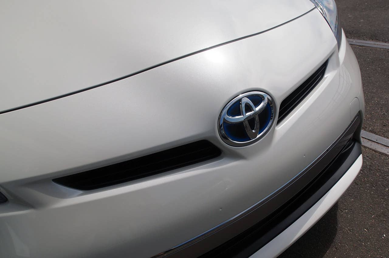 2012 Toyota Prius Plug-In front detail