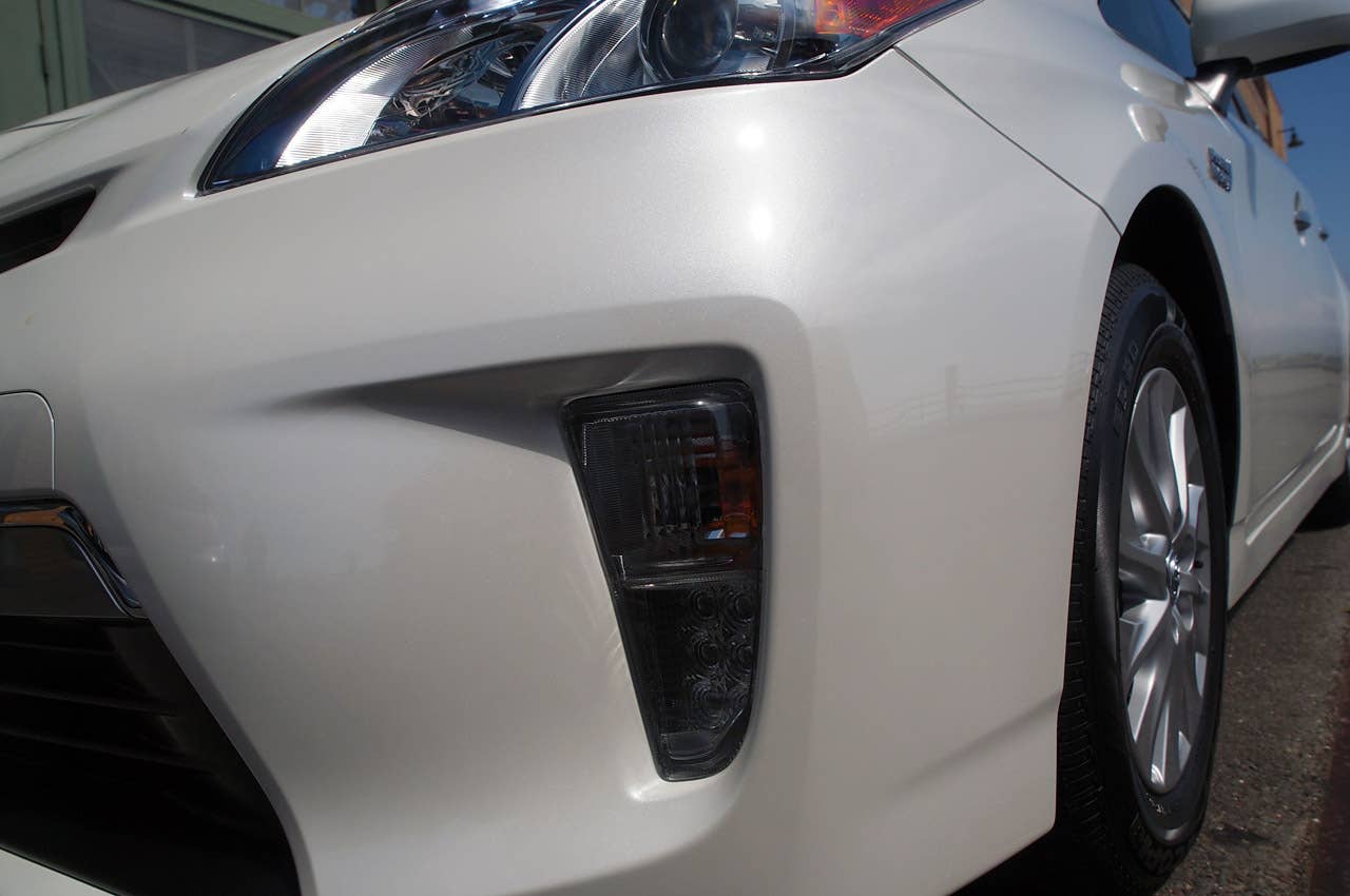 2012 Toyota Prius Plug-In fog light