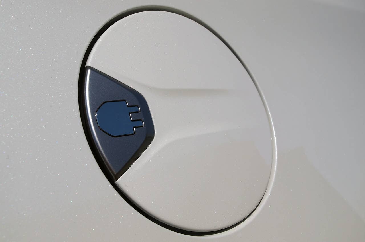2012 Toyota Prius Plug-In charging port