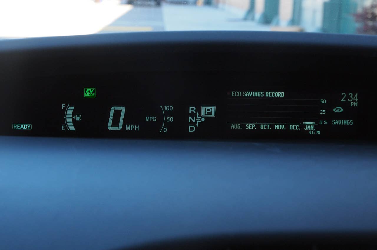 2012 Toyota Prius Plug-In eco savings record display