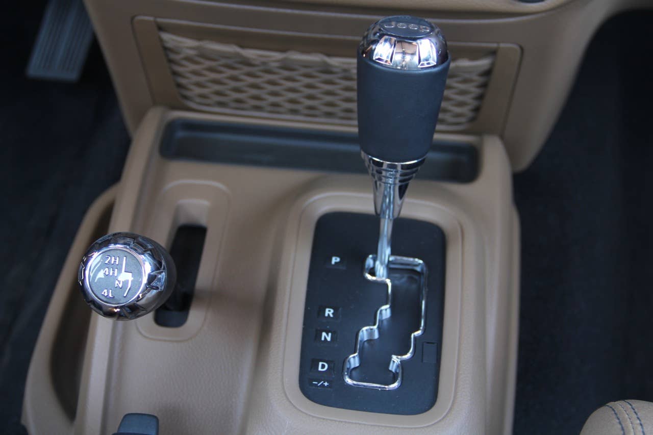 2012 Jeep Wrangler shifter