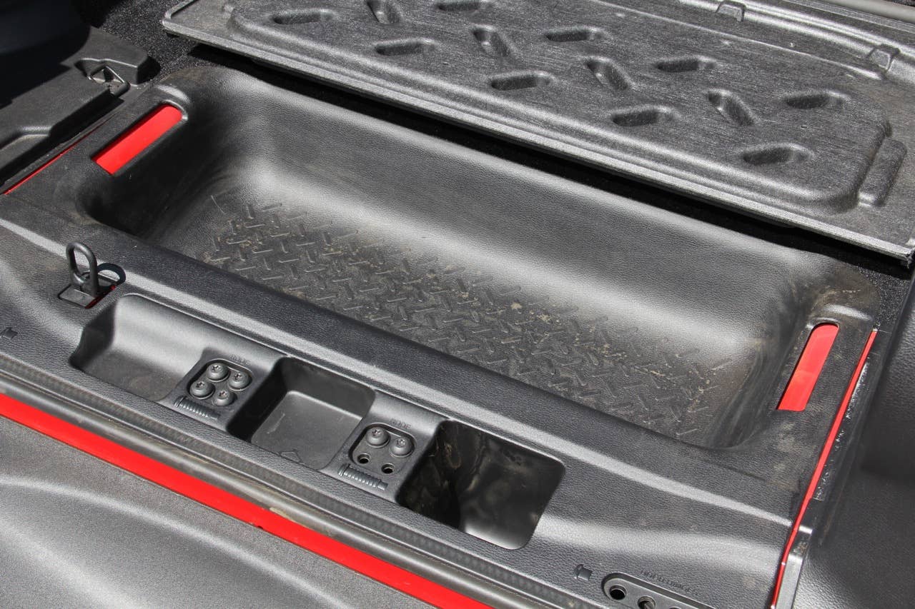 2012 Jeep Wrangler cargo hold