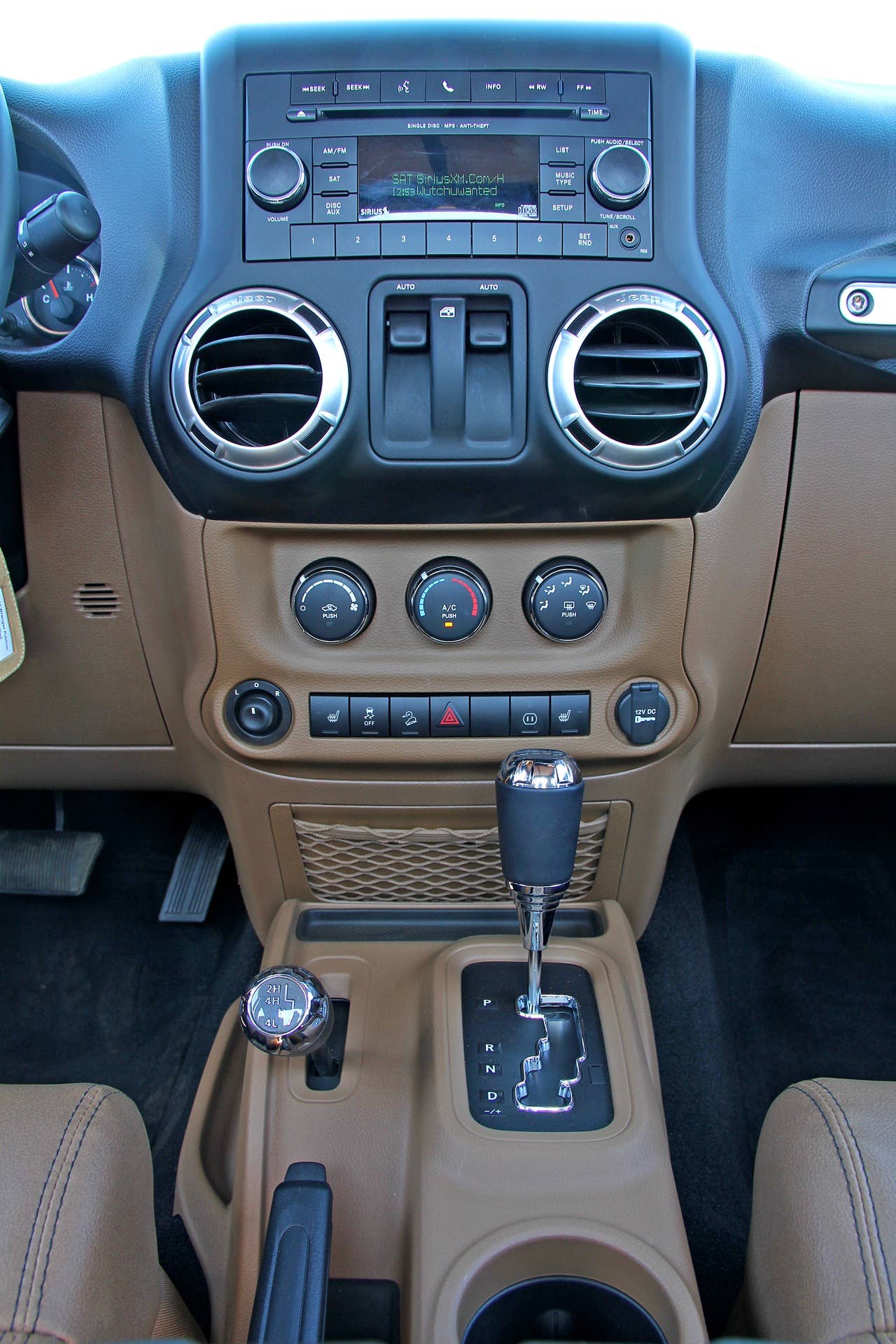 2012 Jeep Wrangler dashboard