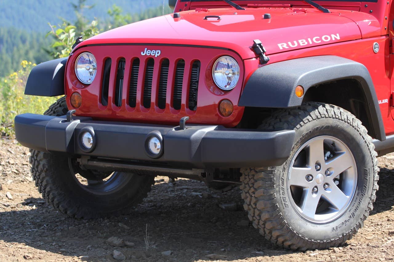 2012 Jeep Wrangler front end