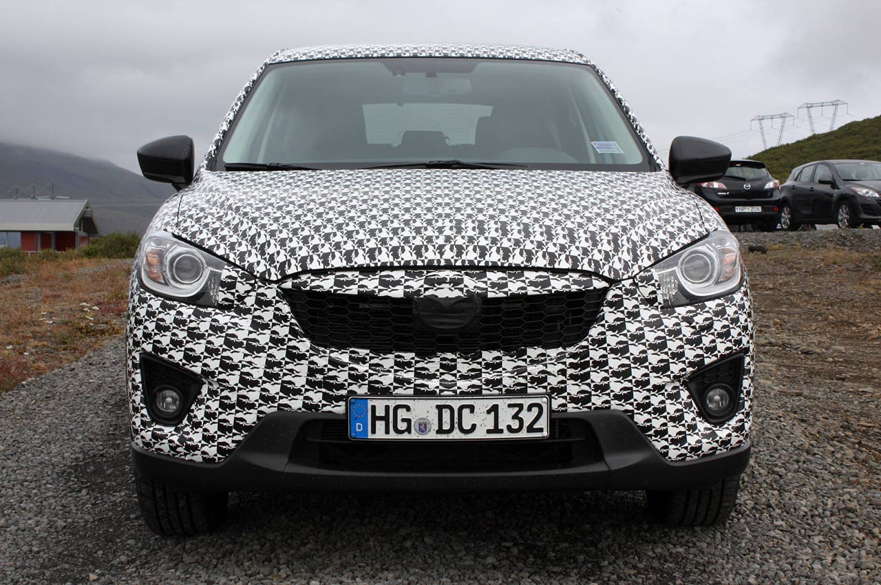 2013 Mazda CX-5 front view