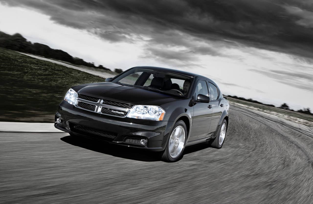 2011 Dodge Avenger front 3/4