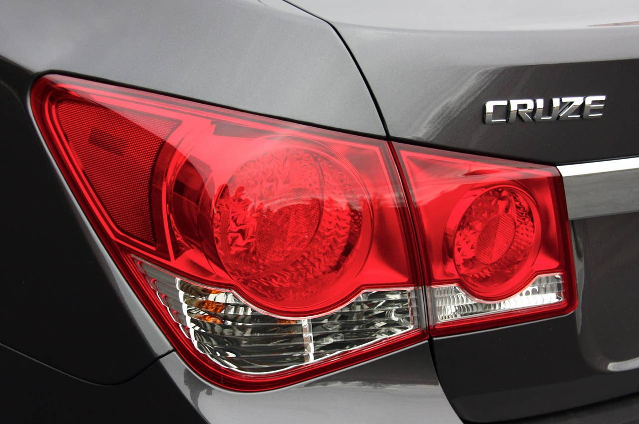 2011 Chevrolet Cruze 1LT taillight
