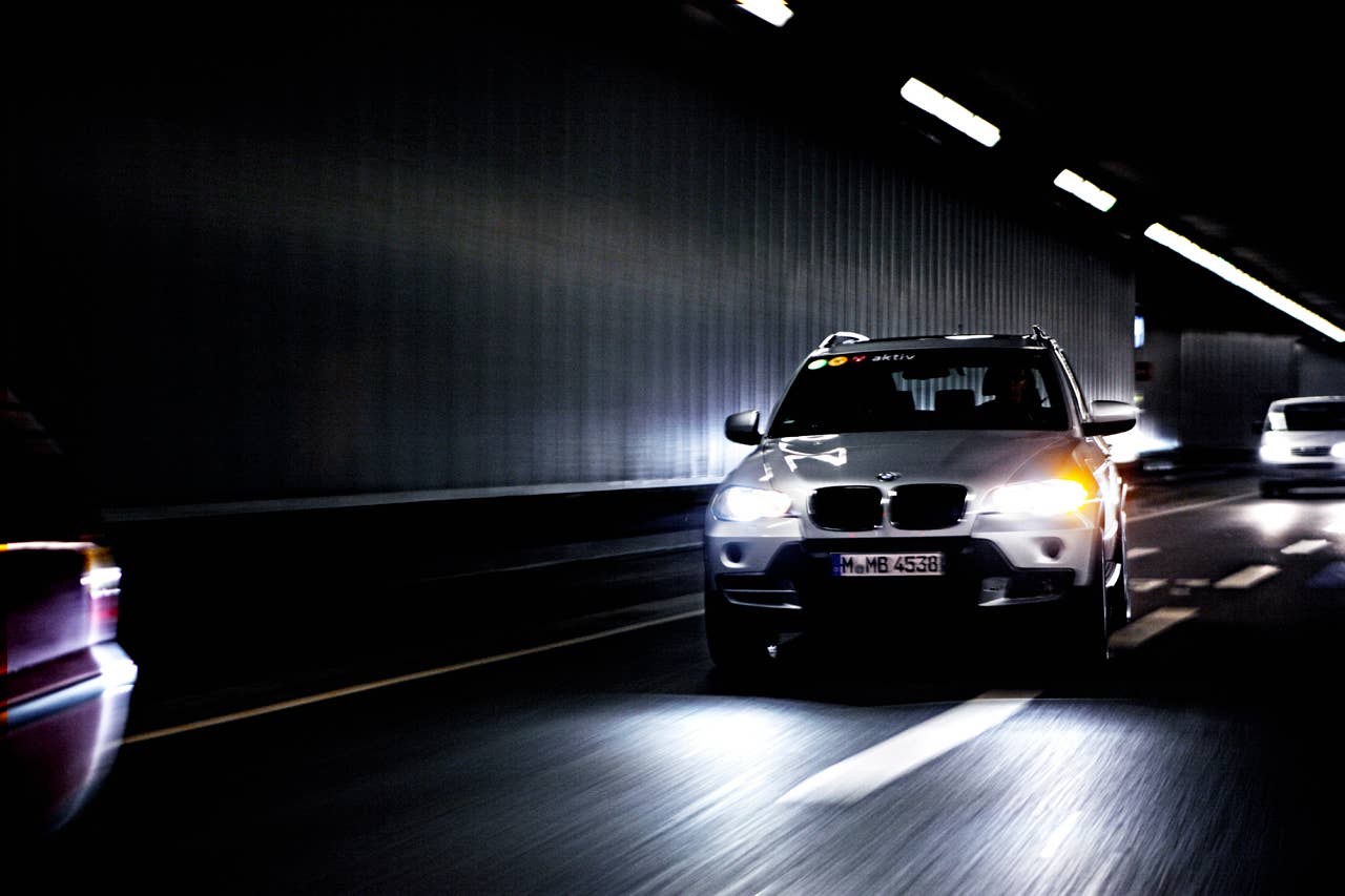 Research Project Aktiv "System for Active Hazard Braking? (06/2010)