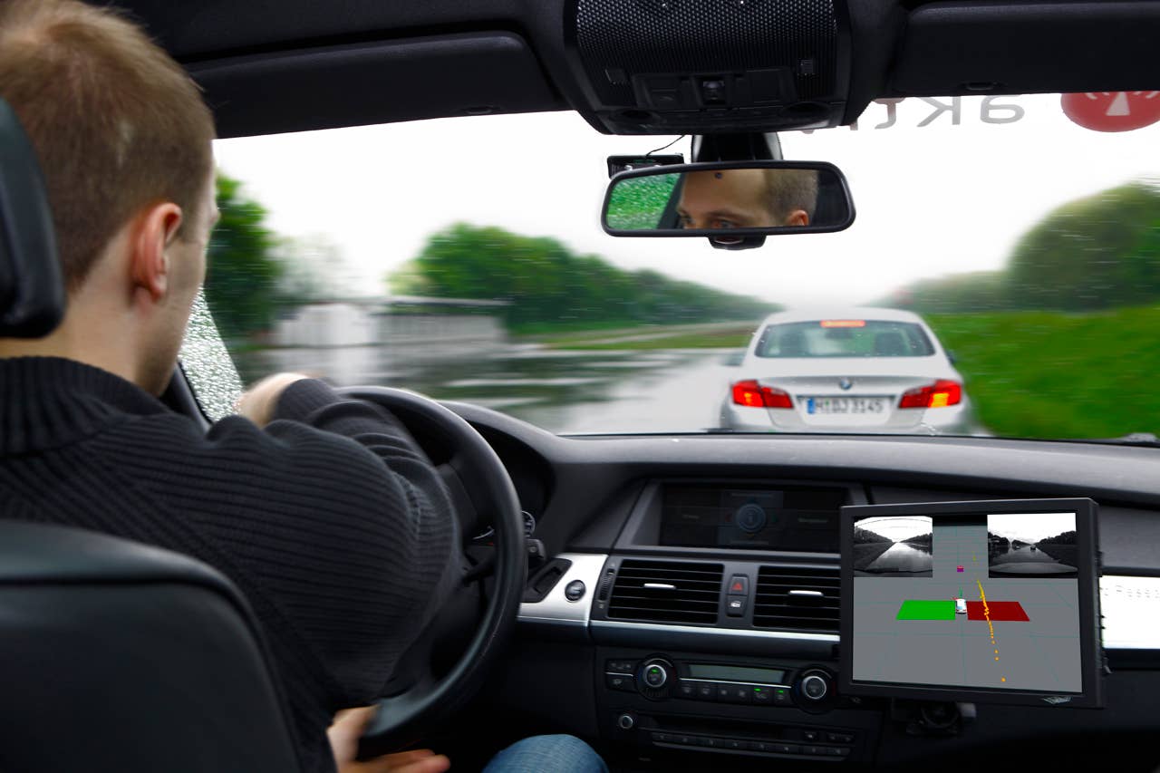 Research Project Aktiv "System for Active Hazard Braking? (06/2010)