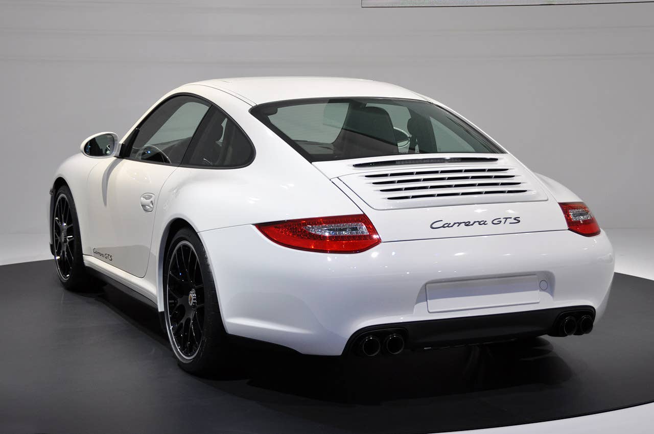 Porsche 911 Carrera GTS