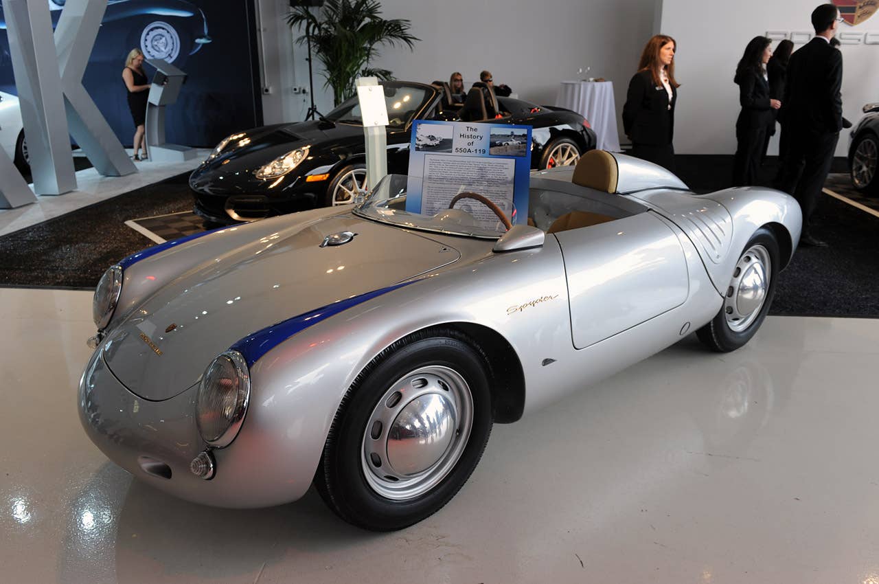 Porsche 550