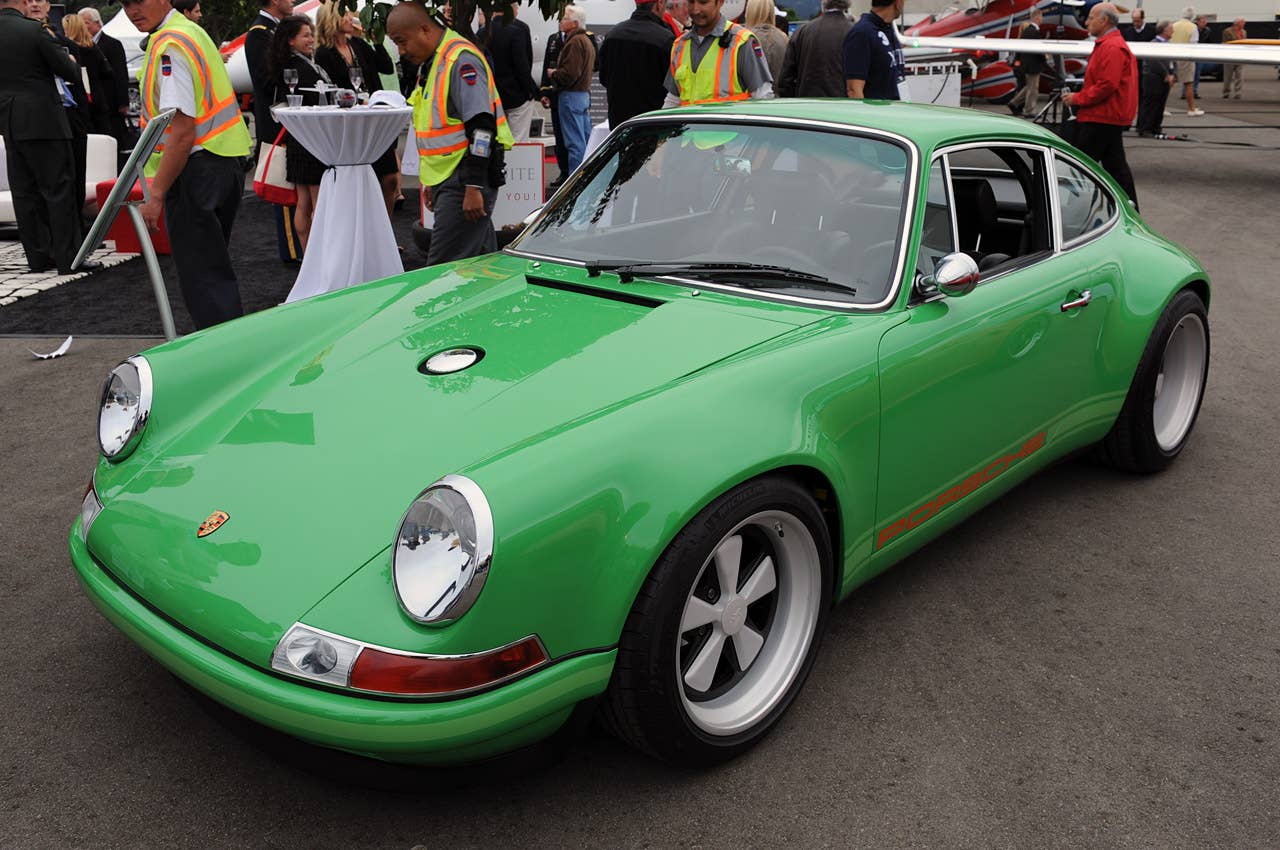 Singer 911