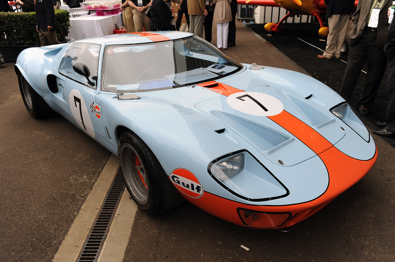 Ford GT40 MkII Gulf #7