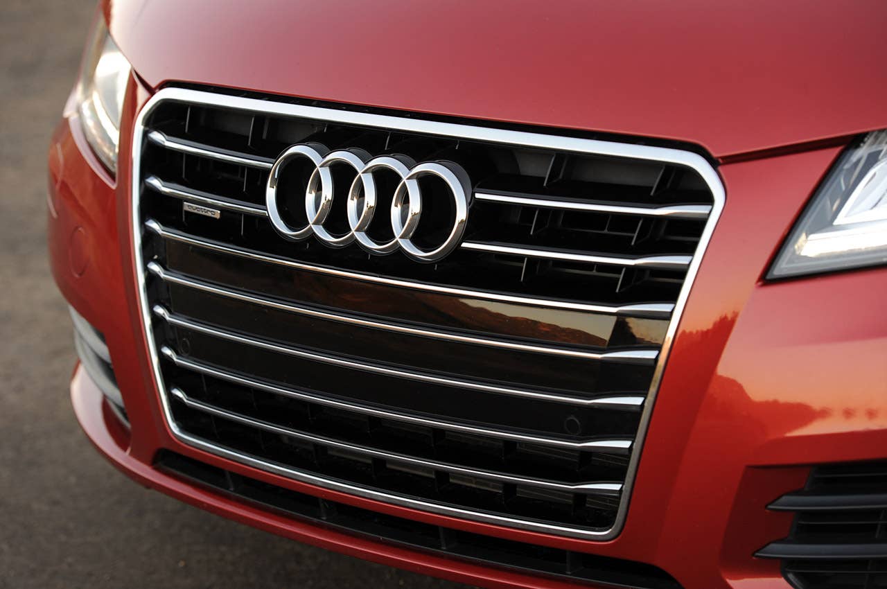2012 Audi A7 3.0T grille