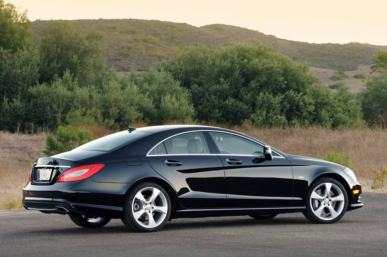 2012 Mercedes-Benz CLS550 rear 3/4 view