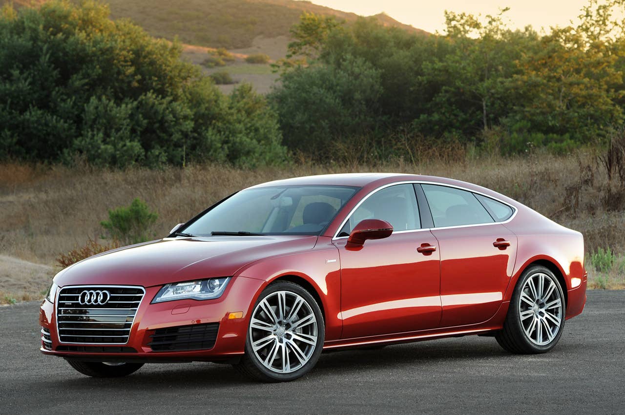 2012 Audi A7 3.0T front 3/4 view